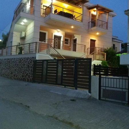 Casa Loutsiano Apartman Szívota Kültér fotó