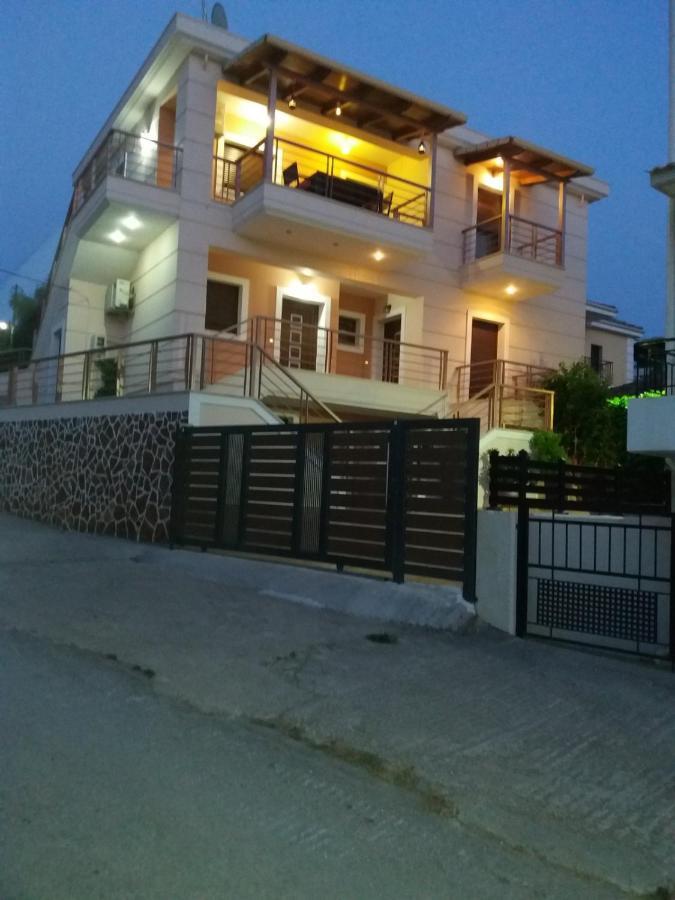 Casa Loutsiano Apartman Szívota Kültér fotó
